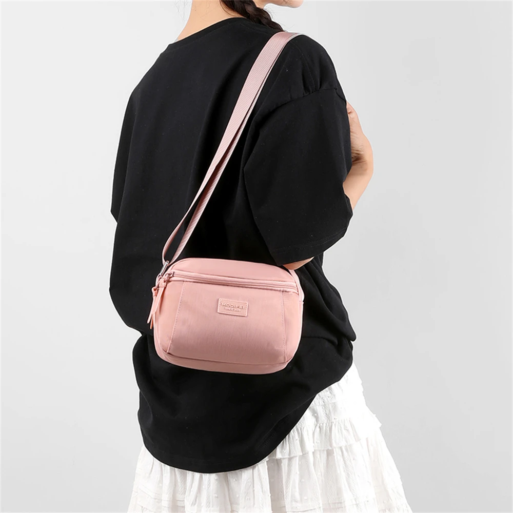 Solid Color High Quality Nylon Ladies Shoulder Bag Fashion New Mini Women Messenger Bags Leisure Ladies Mobile Phone Purse Sac