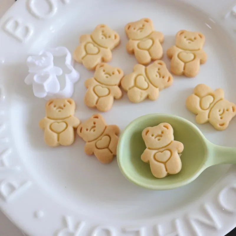 Cute Baby Bear Fondant Cookie Mold DIY Heart Bear Baby Shower Biscuit Mold Birthday Cake Decor Baking Supplies Dessert Gifts