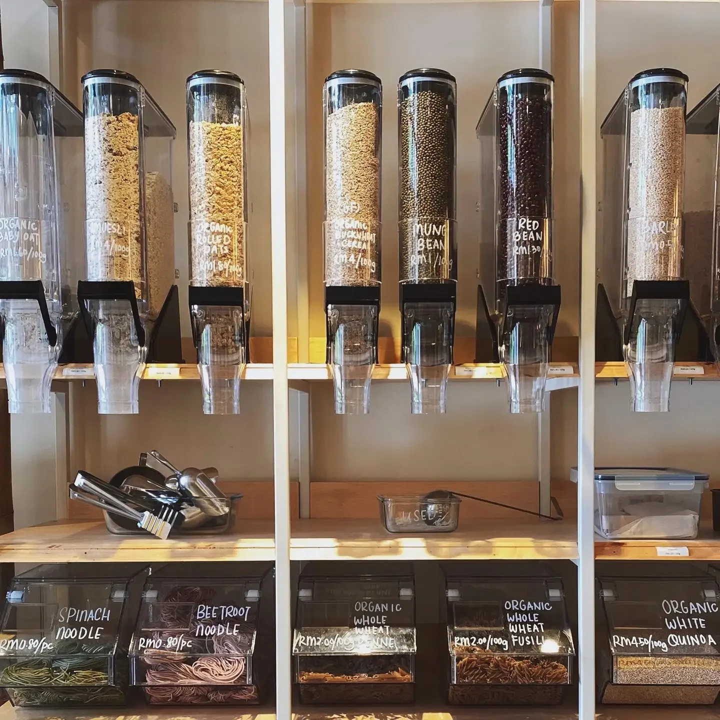 Cereal food dispenser supermarket display equipment