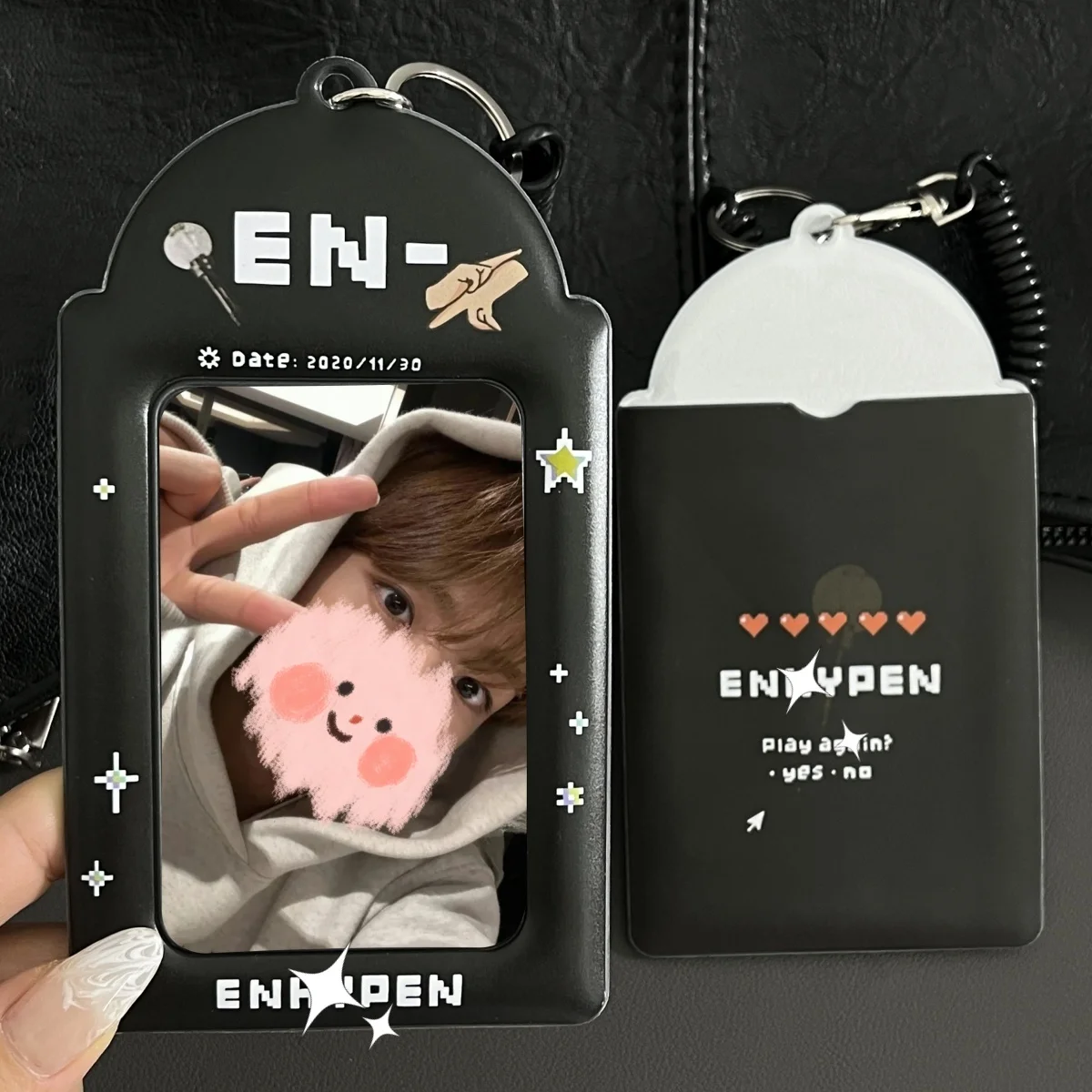 สีดํา En ผู้ถือบัตร,Kpop EN Photocard ผู้ถือ Matte Texture PC Storage Show Star Idol สินค้าโภคภัณฑ์เหมาะสําหรับแฟน EN