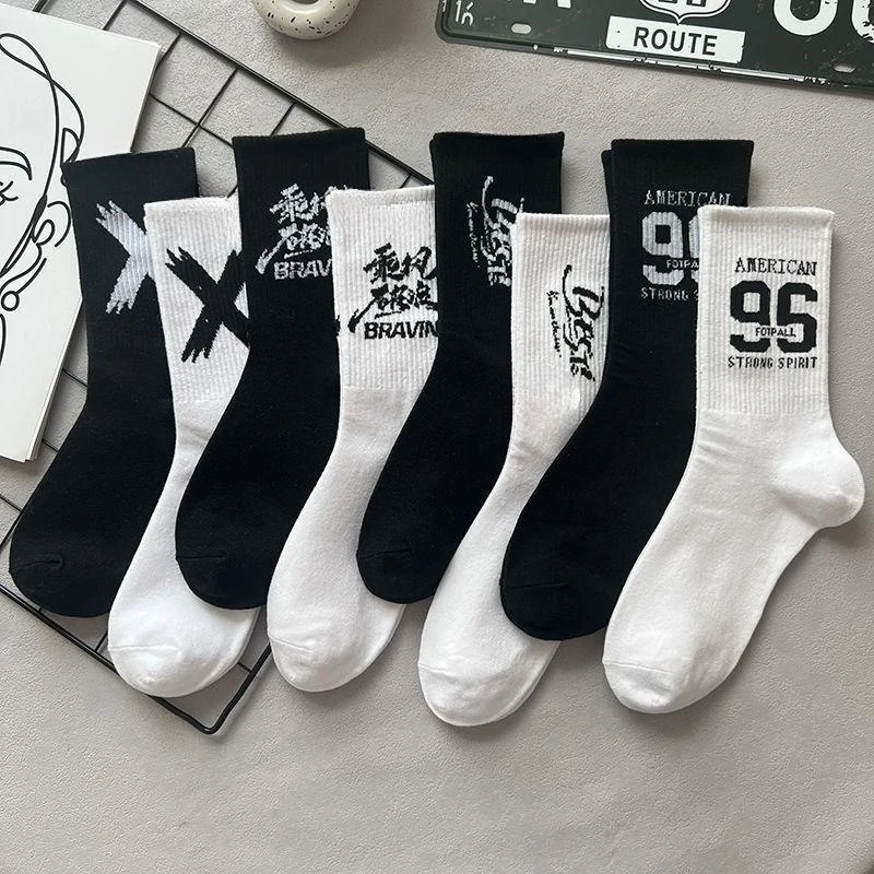 10 Pairs of Spring and Autumn Style Comfortable Breathable Street Skateboard Harajuku Male Socks