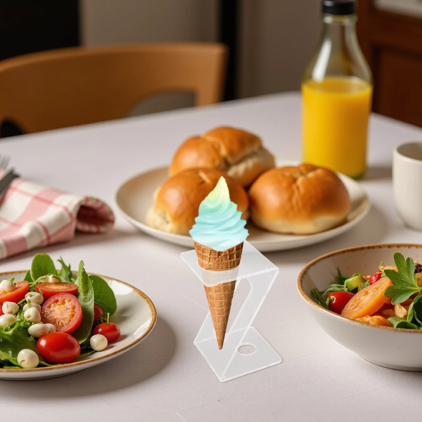 واضح الاكريليك الآيس كريم مخروط حامل حامل رف شاشة الحفلات المنظم كعكة مخروط المعجنات كب كيك الحلوى تخدم الطعام