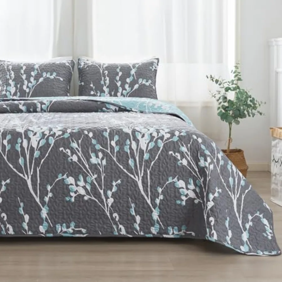 

Комплект постельного белья Queen Quilt, серо-голубой, 96x90 дюймов, 3 предмета, легкое стеганое покрывало с цветочным узором из микрофибры, двустороннее
