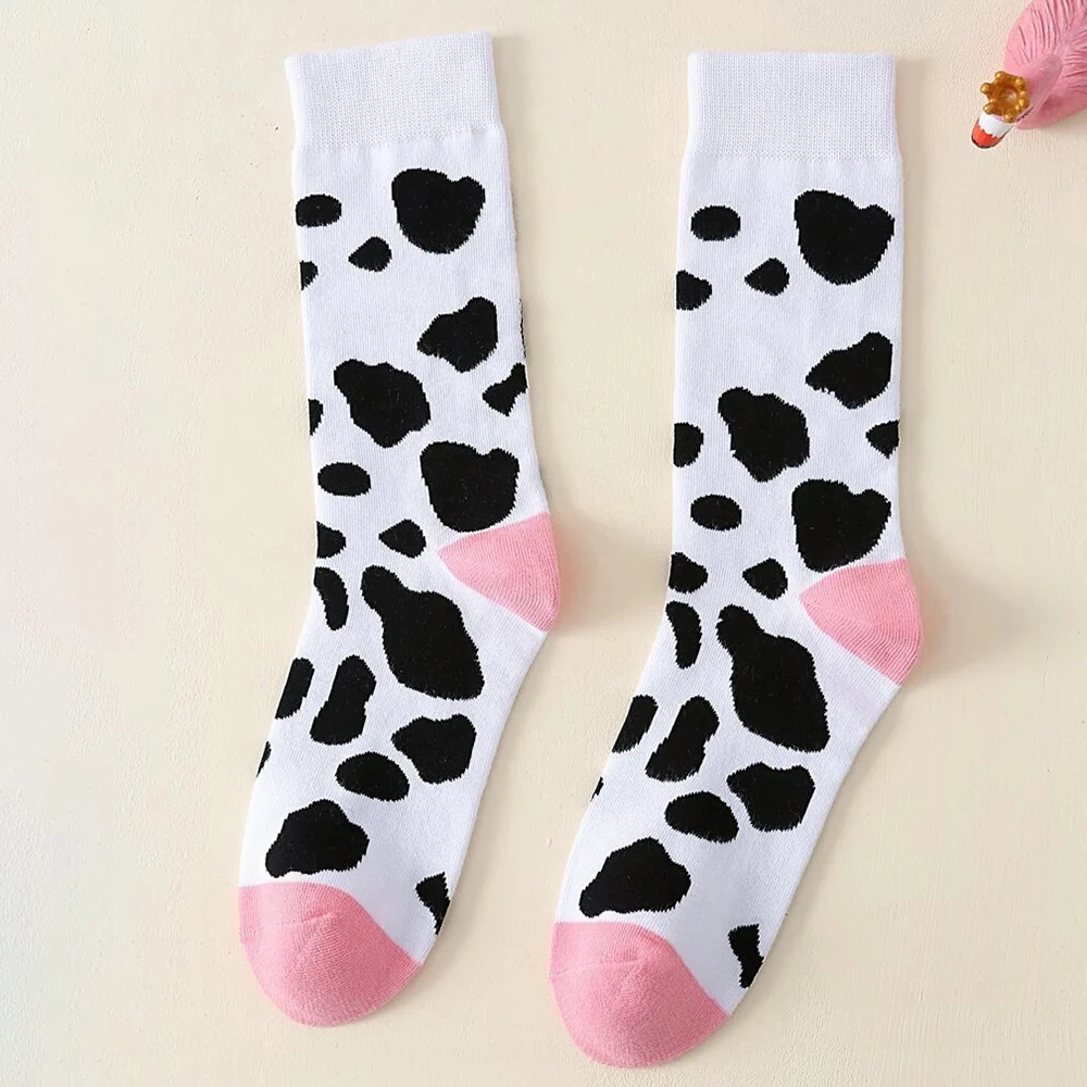 1 Pair Printed Women Mid Tube Socks Cute Cow Design Suitable For Casual Wear Comfortable Soft Moisture Wicking Breathable Socks