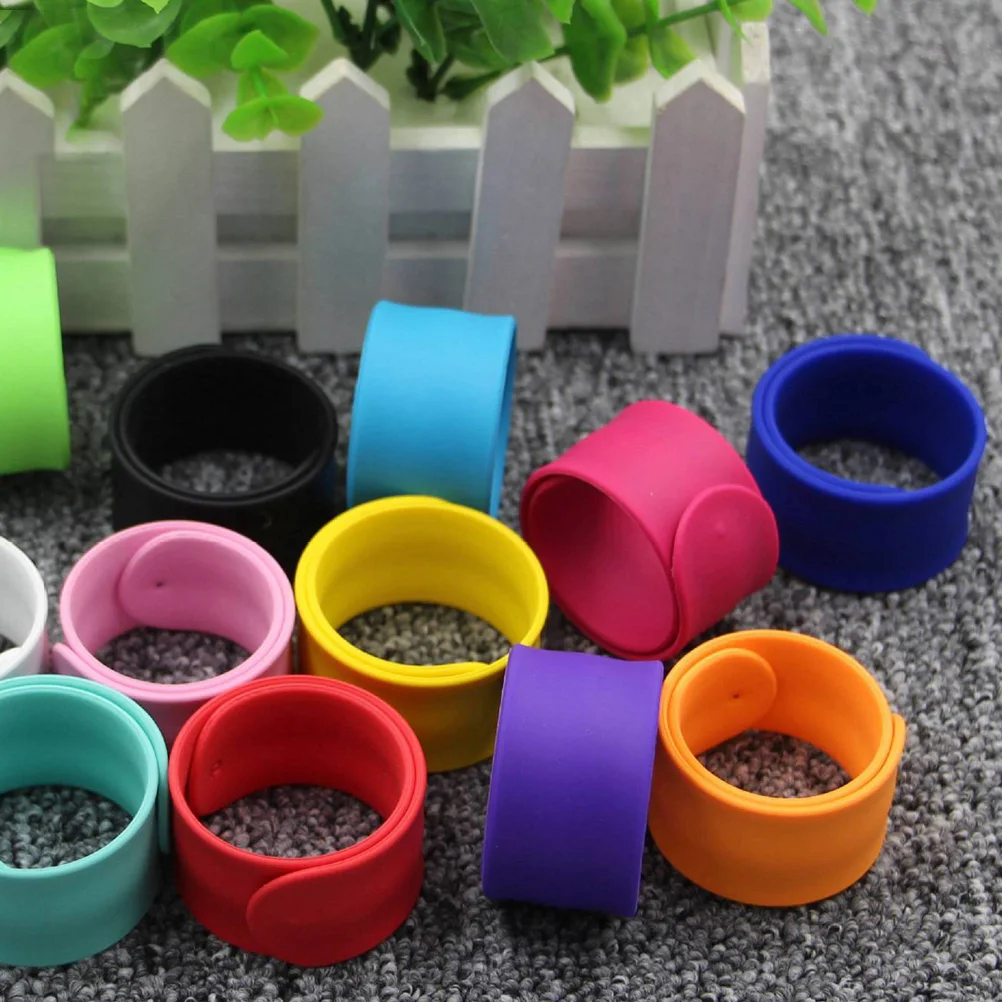 

12pcs Rainbow Slap Bracelets Eco-Friendly Silicone Elastic Non-Toxic Kids Party Favors Color Skin-Friendly Flexible Fashionable