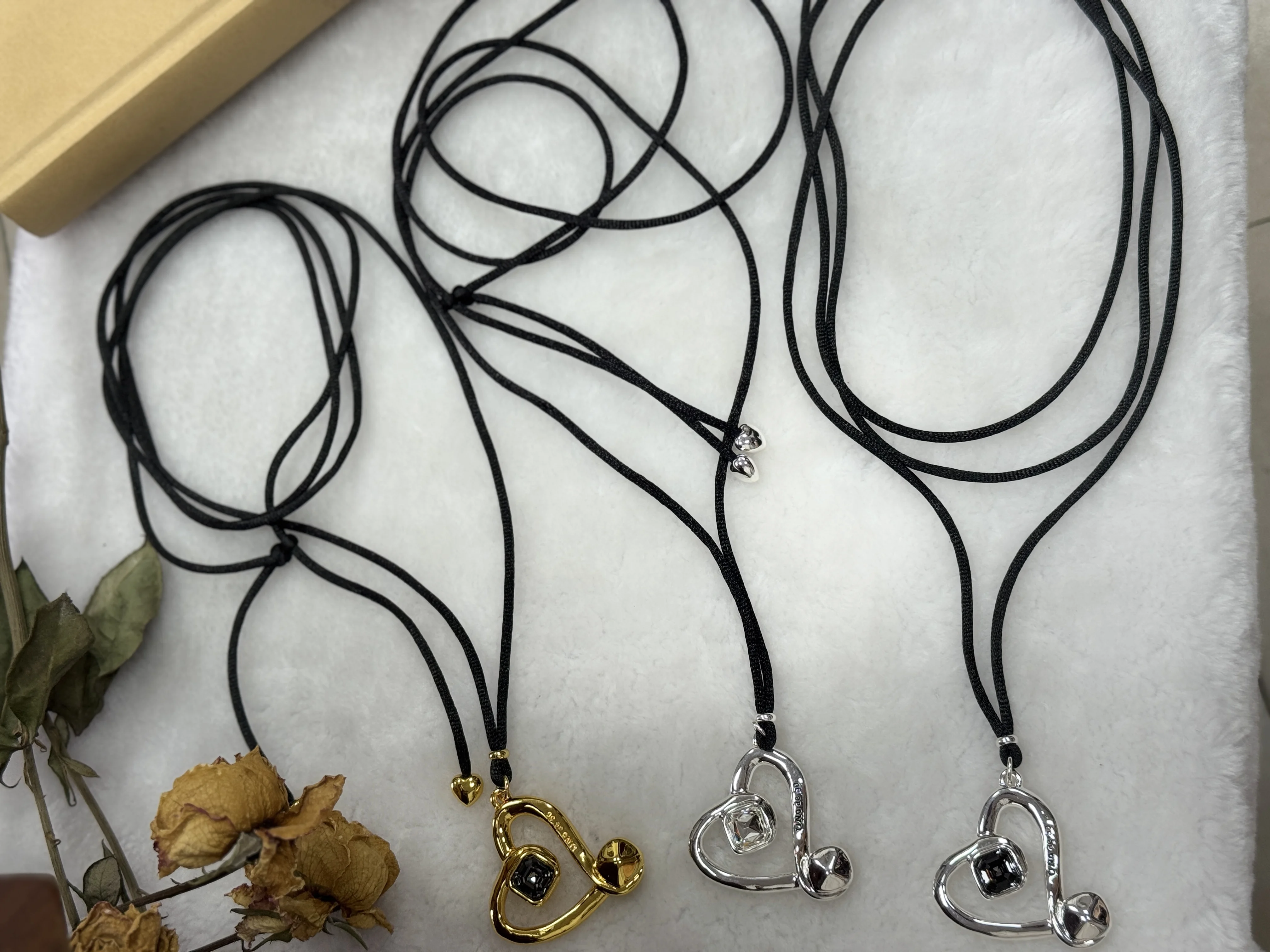 

UNOde50 24K Gold & Silver Necklace - Discounted Statement Piece For Fashionistas