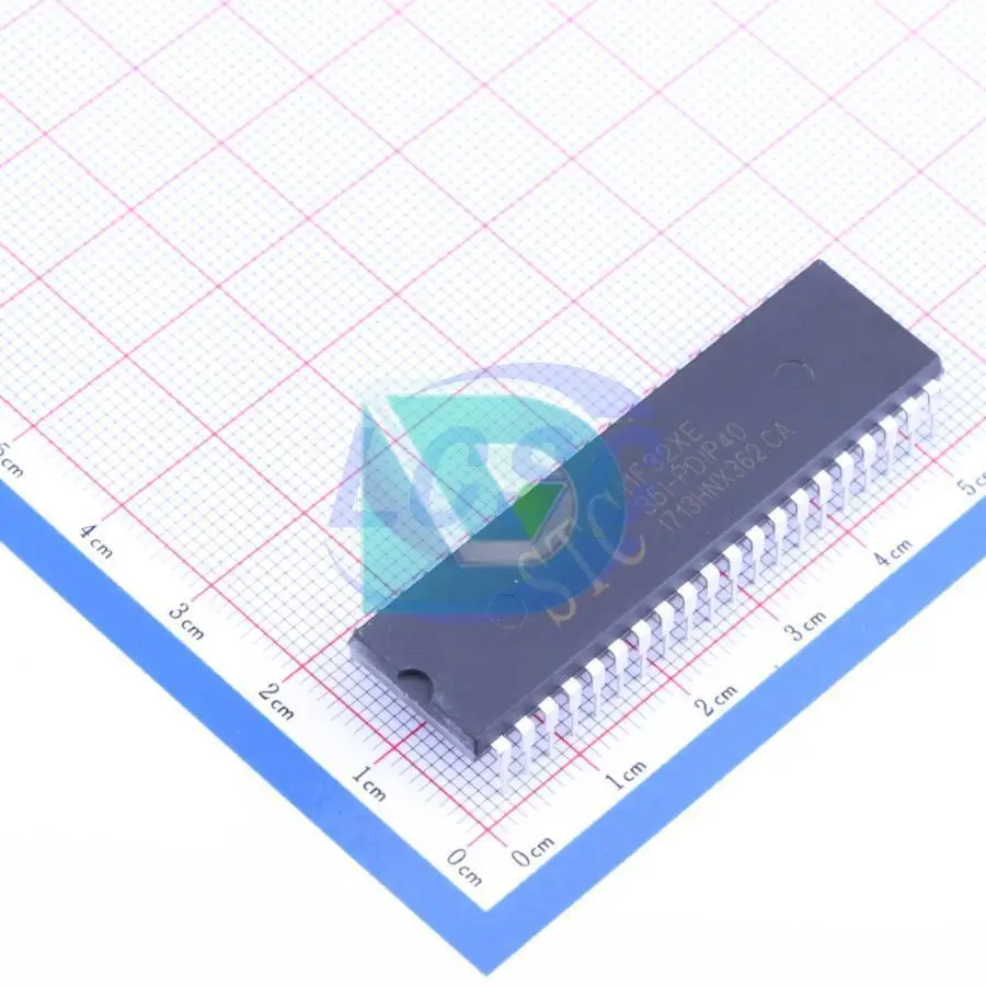 STC11F32XE-35I-PDIP40 32KB 1.25KB FLspatule 36 3.7V ~ 5.5V 51 Série 35MHz DIP-40 Microthorac( MCU/MPU/SOC) puces Nouveau original