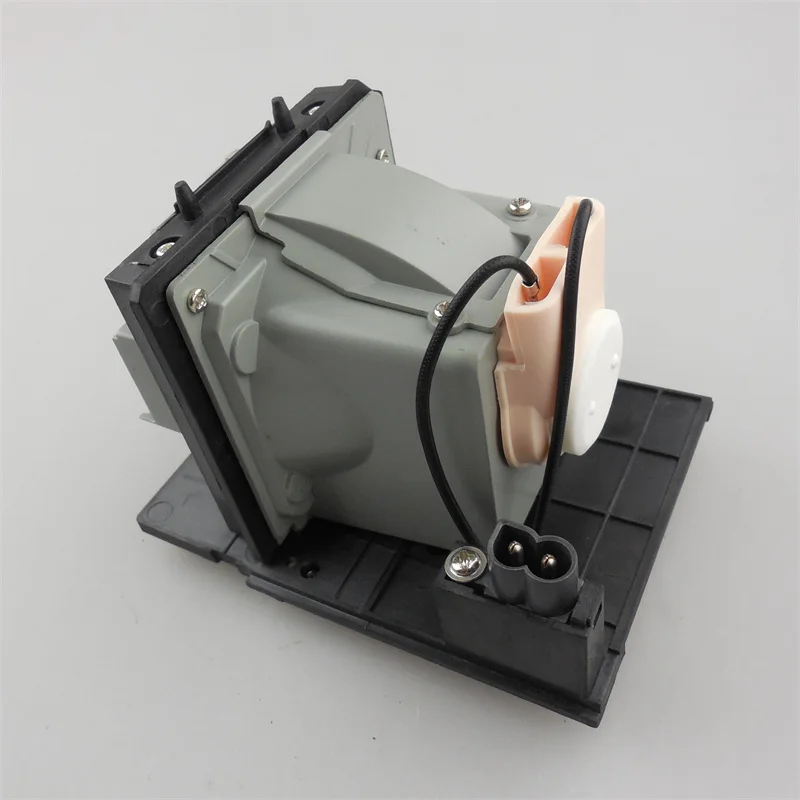 Replacement Lamp with Housing SP-LAMP-054 for INFOCUS SP8602