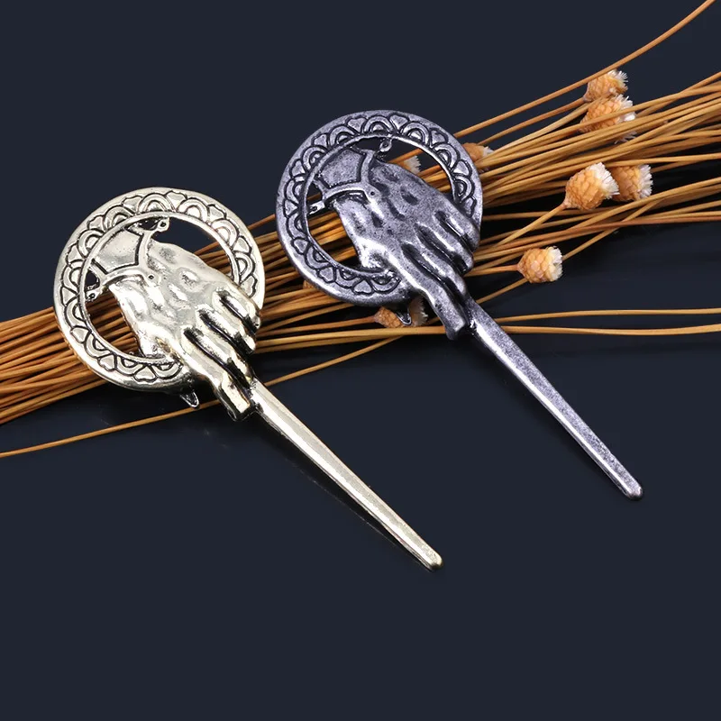 Die Hand der Macht Abzeichen Broschen Film Cosplay Prop Hand des Königs Brosche Männer Frauen Tyrion Lannister Tywin Ned Stark ﻿