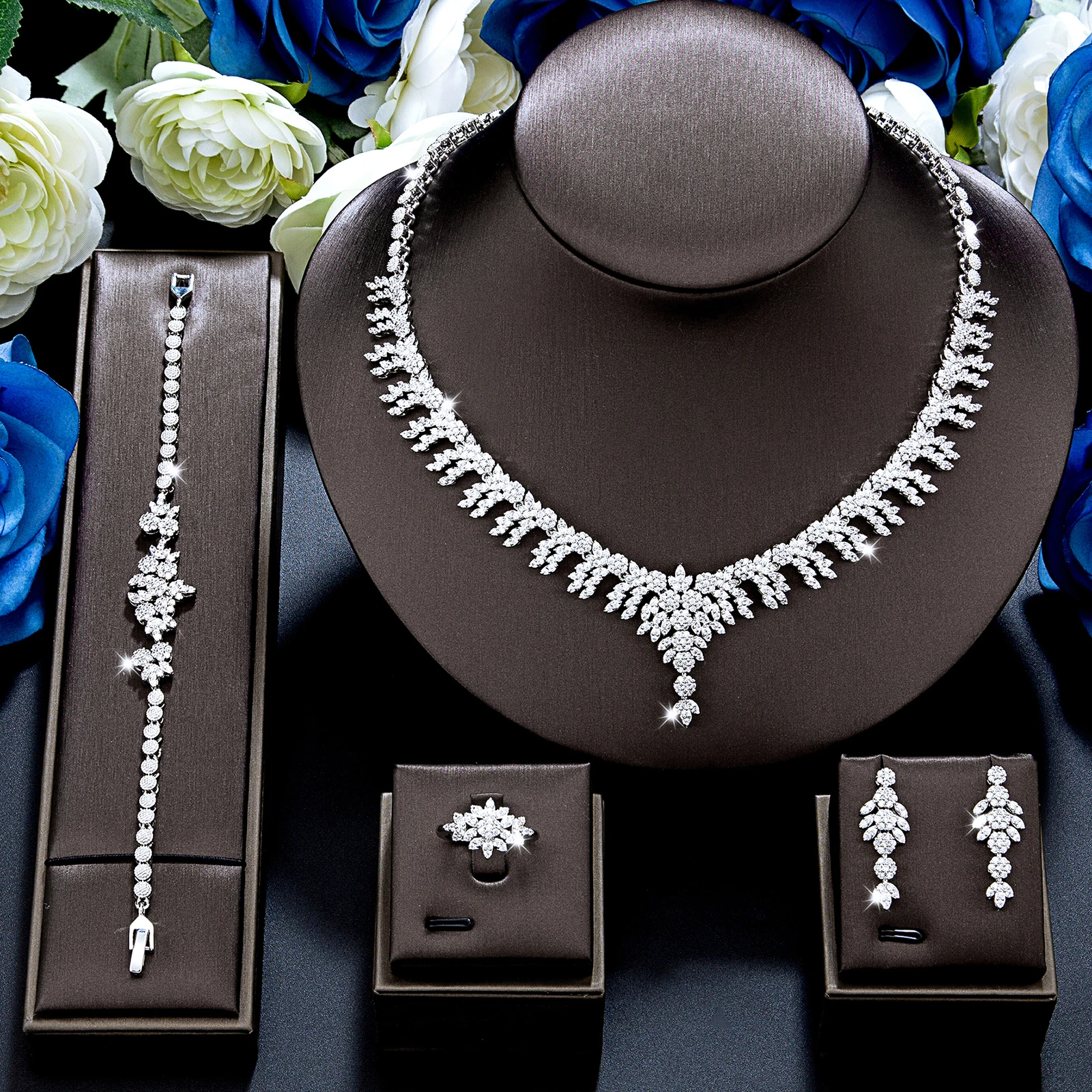 

Popular 4-piece bridal zirconia full set of women's party jewelry, luxurious Dubai Nigeria luxury crystal wedding necklace set