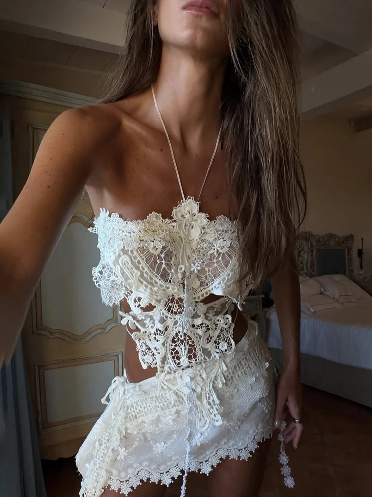 Women Openwork Short Lace Stylish Ruffled mini Dress Halter Neck See-Through Floral Lace Suitable Vacation Nightclub Wear