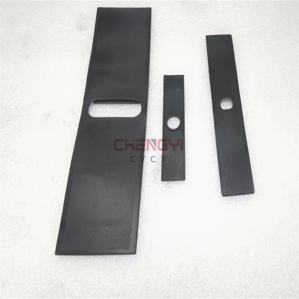2PCS Gear Shift Panel Dust Cover Shift Lever Panel Trim Strip Rubber For Pajero Montero V93W V97W V98W 8015A066 8015A065