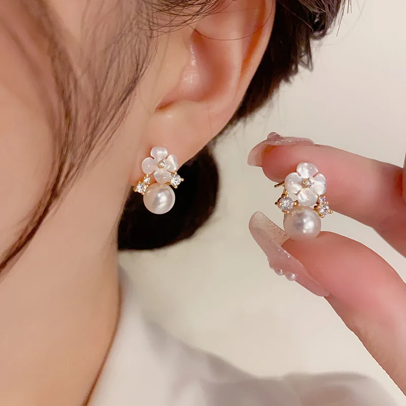 

Gold Plated 925 Silver Needle Earring Forest Style Sweet Flower Pearl Stud Earrings For Women Jewelry Valentine Day gifts