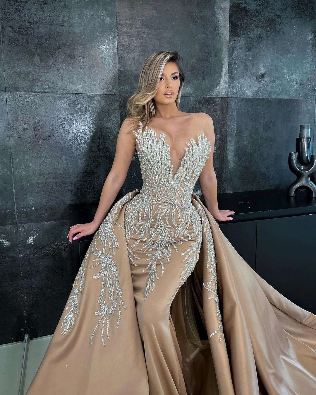 Two Pieces Champagne Celebrity Dresses With Detachable Train Strapless Crystals Evening Dresses 2024 Luxury Vestidos De Gala