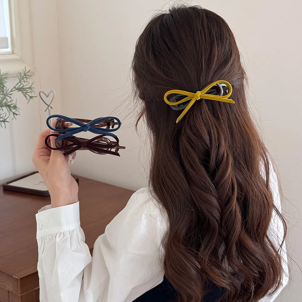 

Velvet Bow Twisted Hair Clip Simple Elegant Women Girl Ponytail Clip Plastic Hairpin Sweet Daily Headwear Women Hair Accessories