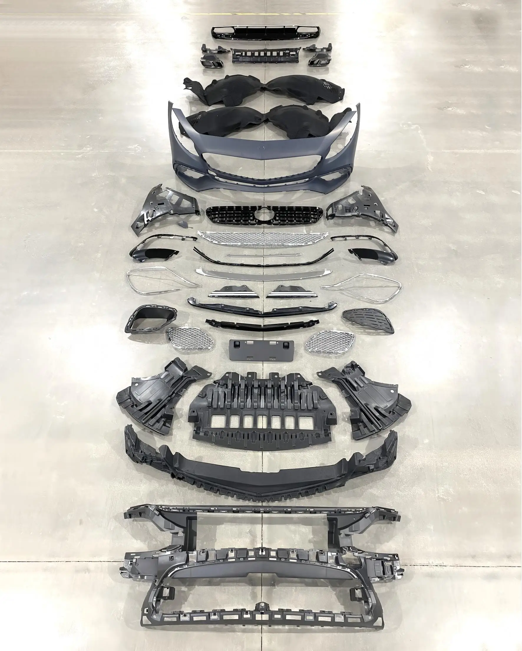 Auto Part Bodykit for S Class Coupe C217 2015-2019 Upgrade to S65 New Bumper Grille PP Material 100% Tested