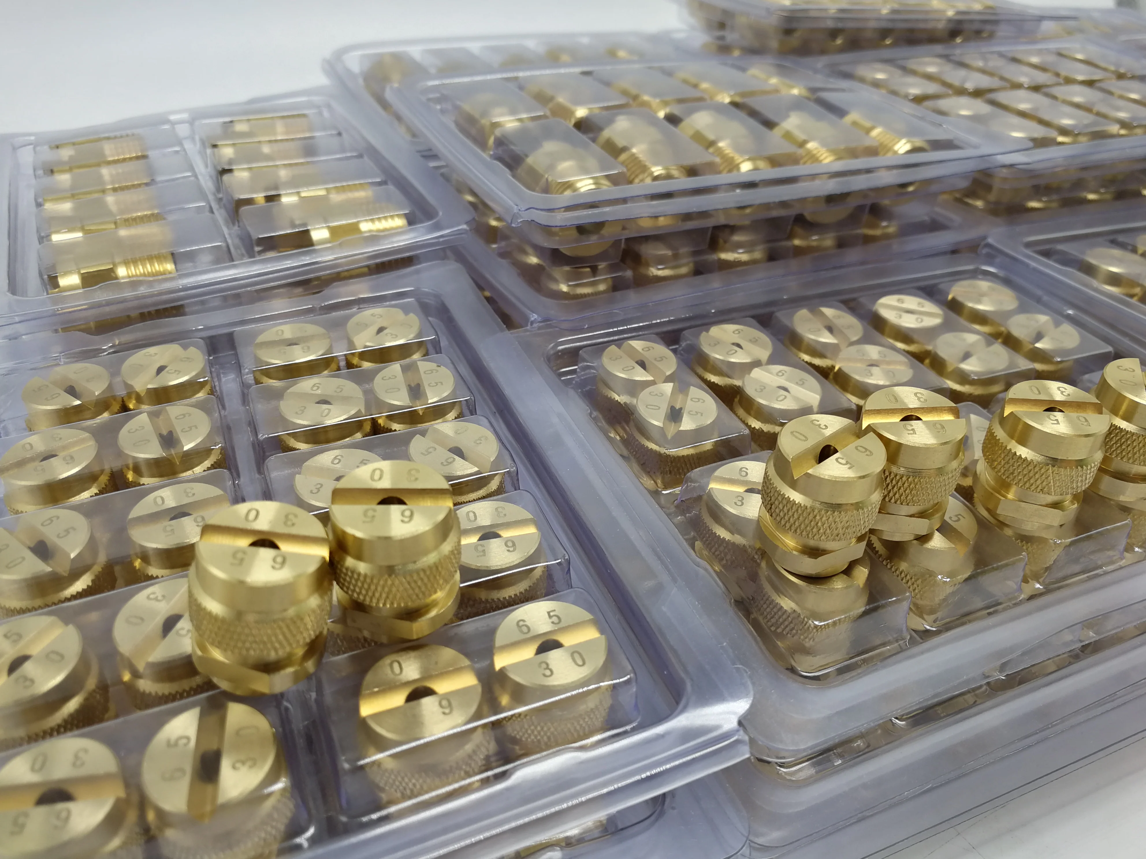 1/2 Brass Hydraulic Spray Tip Quick Disassembly Nozzle Flat Fan Nozzle High Pressure Spray Head
