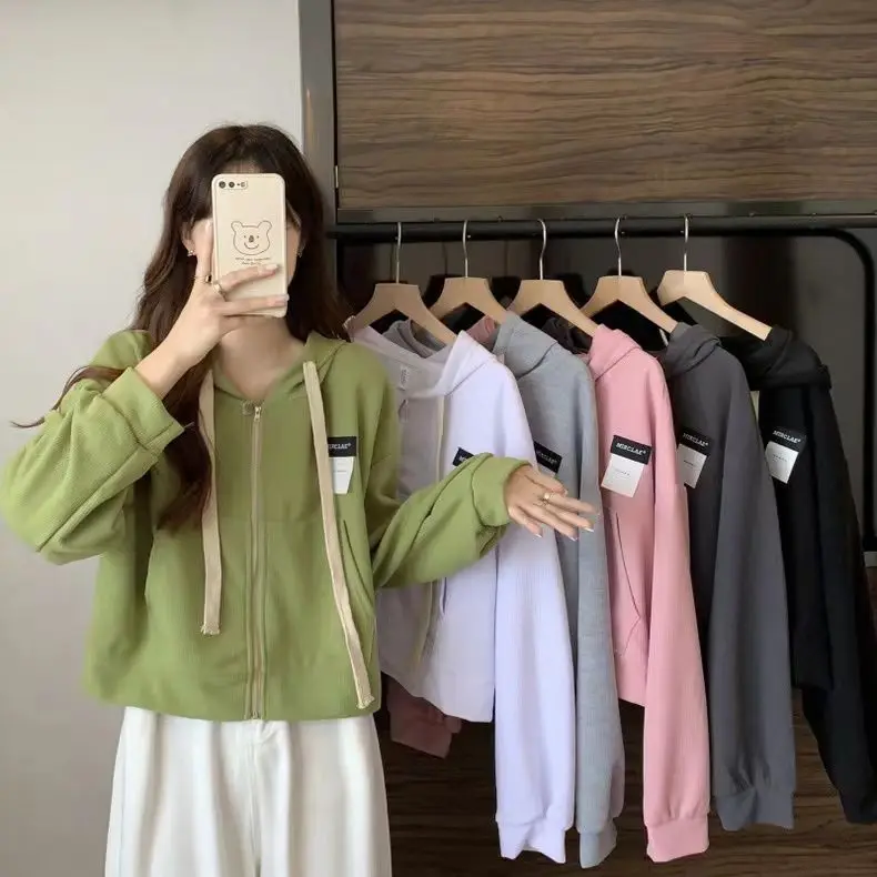 قميص نسائي بغطاء للرأس برسومات Y2K مع سحاب للنساء مقاس كبير بدون غطاء للرأس رياضي مبطن بأكتاف مفتوحة ورسومات بني دافئ #2