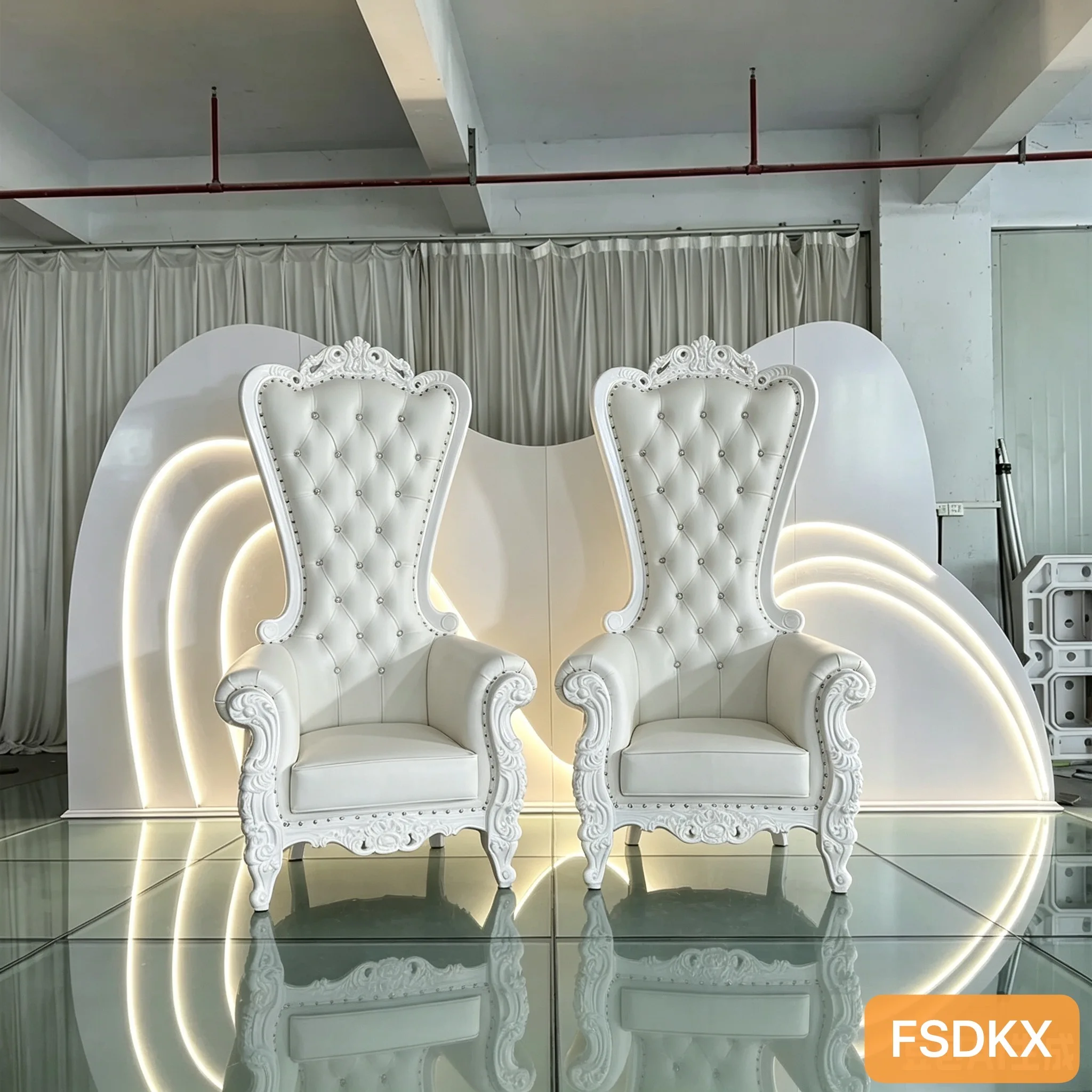 Wedding Furniture Luxury Design Gold Sliver High Back Low Price High Quality Leather King Queen Throne Wedding Chairs