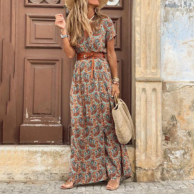 

Women's long dress 2024 summer new Bohemian dress V-neck short sleeved floral print beach elegant retro dress