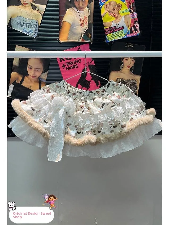 

Handmade Original White Cute Bear Lace Tassel Patchwork Plush Y2K Fluffy Half Skirt Cake Dress Women's Fashion Spring 2024