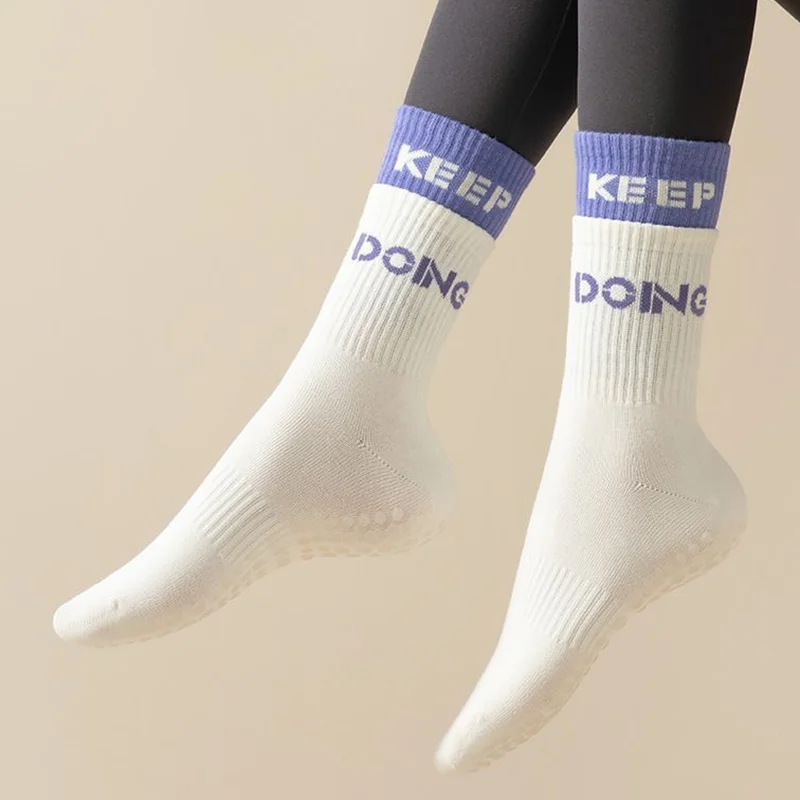 

Women Yoga Socks Anti Slip Pilates Breathable Sweat Absorb Fitness Sport Running Socks Soft Elastic Training Football Socks