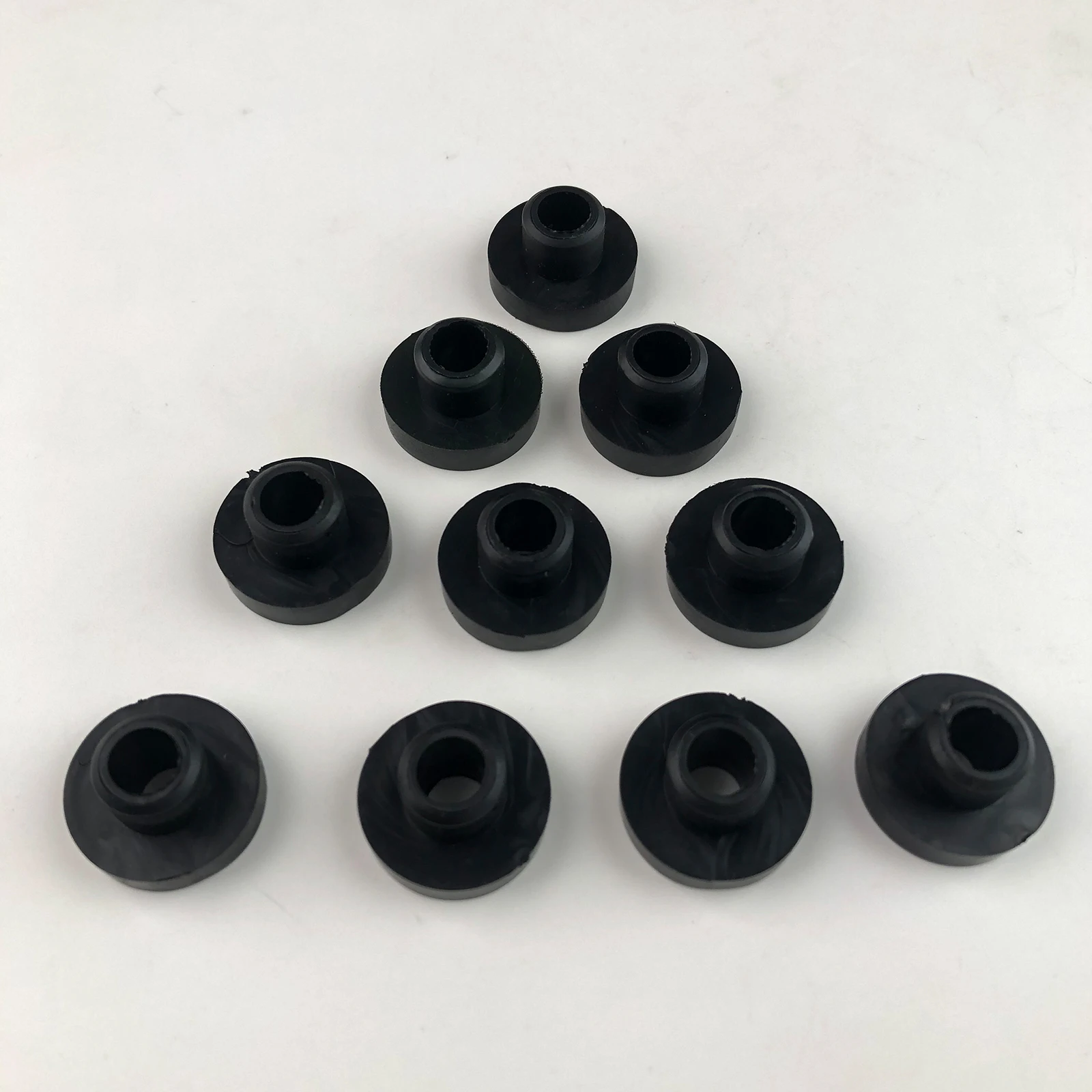 10Pcs Universal Fuel Tank Bushing Grommet Gas Tank Bushing Generator Grommet for Portable Generator Lawn Mower Pressure Washer
