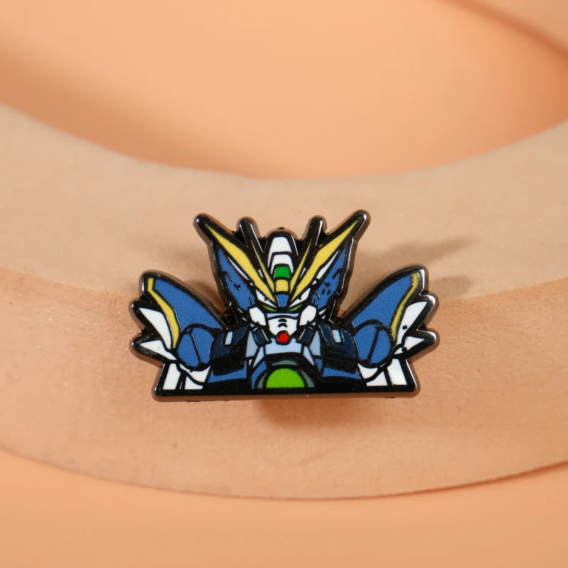 Chibi Japanischer Anime Wing-Zero Emaille-Pin Mecha-Roboter-Brosche Niedliches Ansteck-Abzeichen für Rucksäcke, Hüte, Jacken – Detail 2
