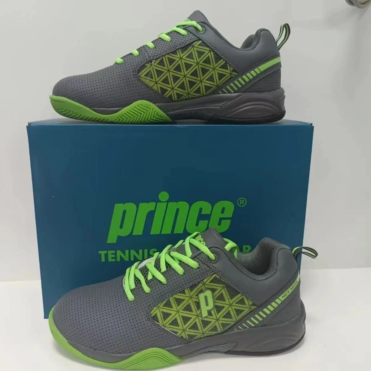 Zapatos deportivos Unisex para hombre y mujer, calzado deportivo para bádminton y Squash, tenis de voleibol, suela de goma ultraligera, tenis de mesa