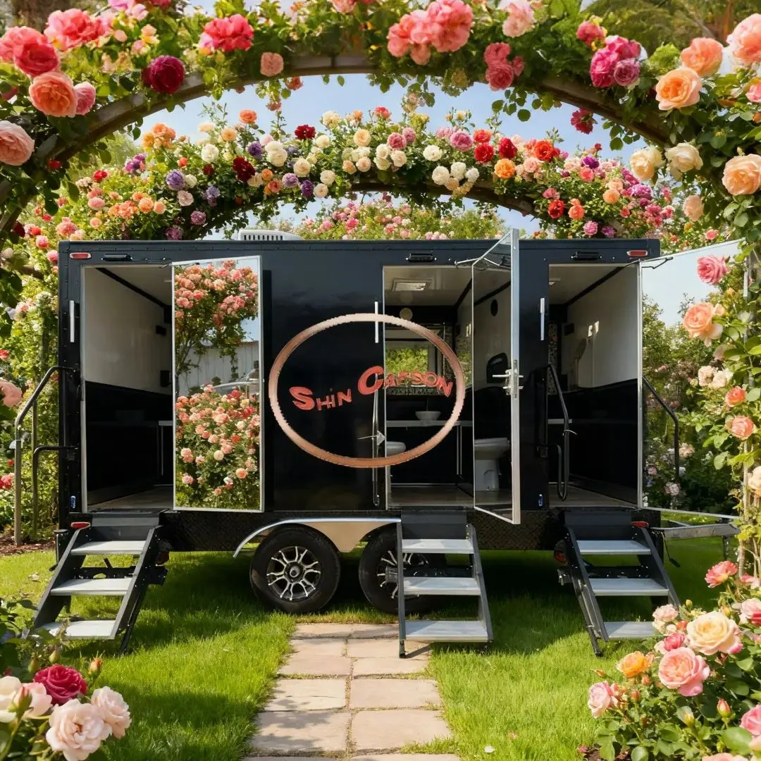 

Pure Black Luxury Towed Mobile Toilet High-End Scenario Customized Interior Model