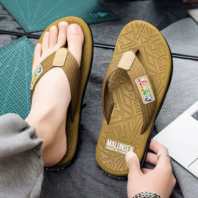 

Outdoor Beach Flip Flops Slippers for Men Indoor Sandals Man Original Mascullino Designer Luxury High Quality Fashion 2025 Shoes