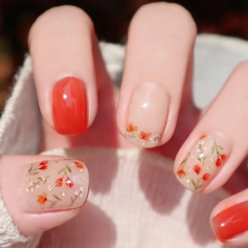 

24Pcs Short Square Head Press on Fake Nails with Orange Red Flower Design False Nails for Woman Detachable Full Cover Nails Tips