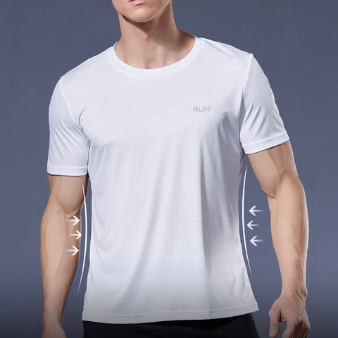 YOUONGWEAR Мужская Быстросохнущая Футболка для Бега — фото модели