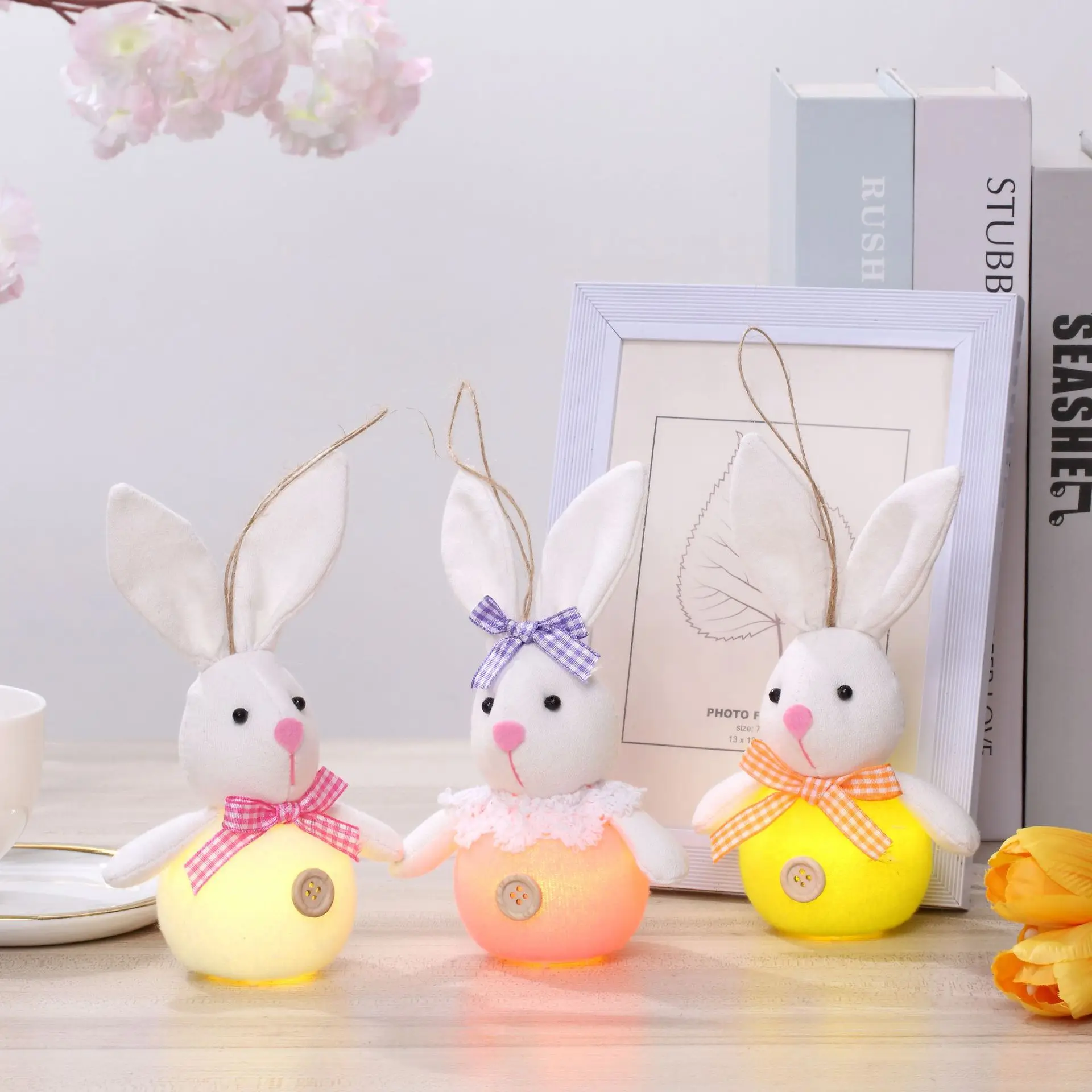 

6pcs Easter LED Emitting Bunnies Hangings Pendant Spring Holiday Party Decor Delicate Craftsmanships For Office Room Bedroom