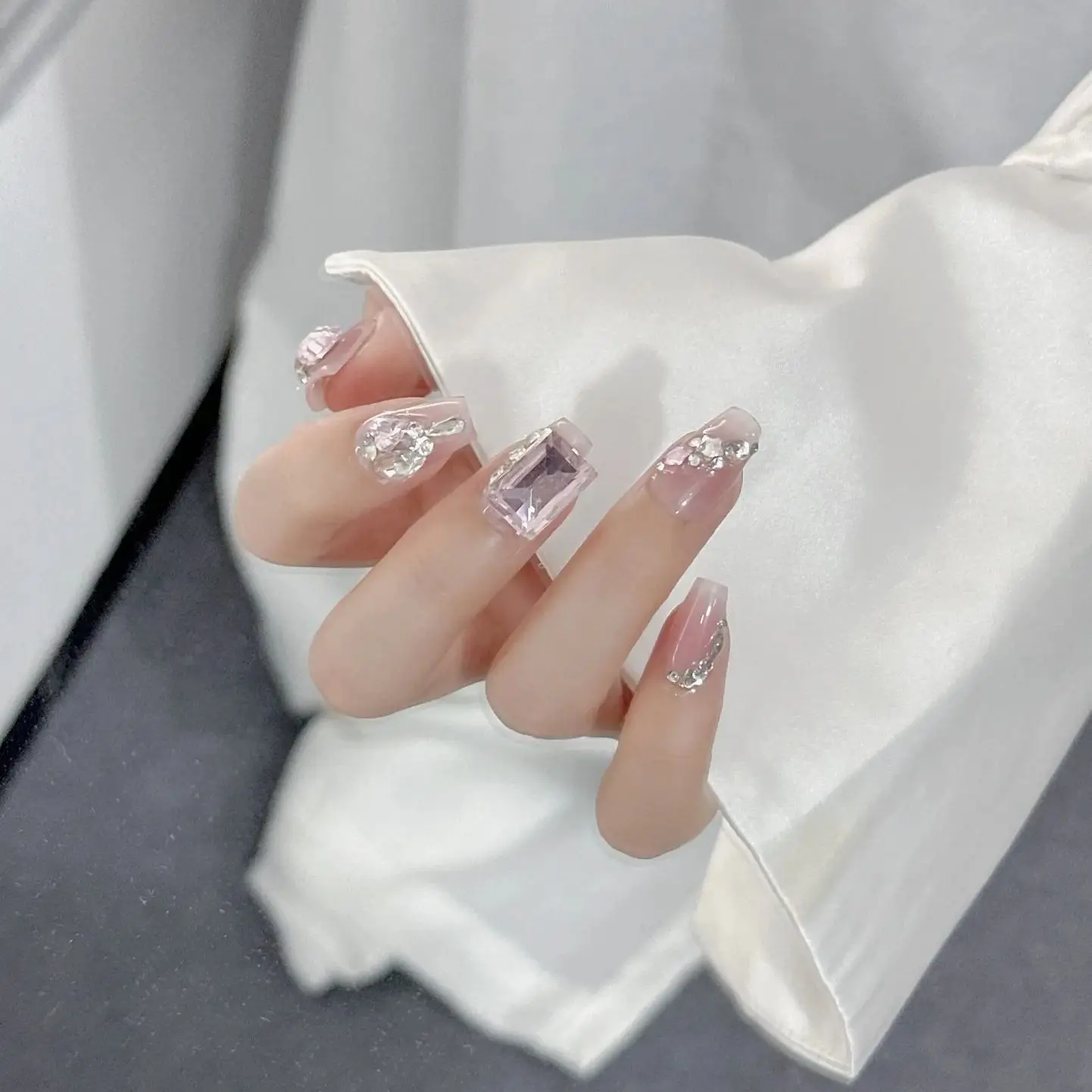 Dreamy Girl Short/Long T Detachable Reusable High-Quality Elegant Luxurious Whitening Handmade Press On Nails.No.E410/E411