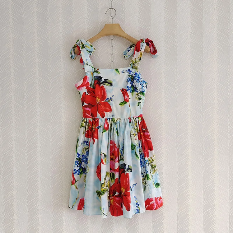 

2025Summer Fashion Retro Rose Print Strap Dress with Bow Tie, Slimming Vacation Dress Similar to Summer Runway