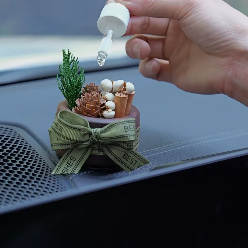 Handmade Cinnamon Car Ornament High End Creative Car Interior Decoration Center Console Eternal Flower Gift Diffuser