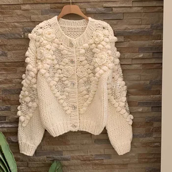 Handgefertigte, mit Blasendiamanten verzierte, handgefertigte Strickjacke 2024, Winter-Damen-Strickpullover, Strickwaren
