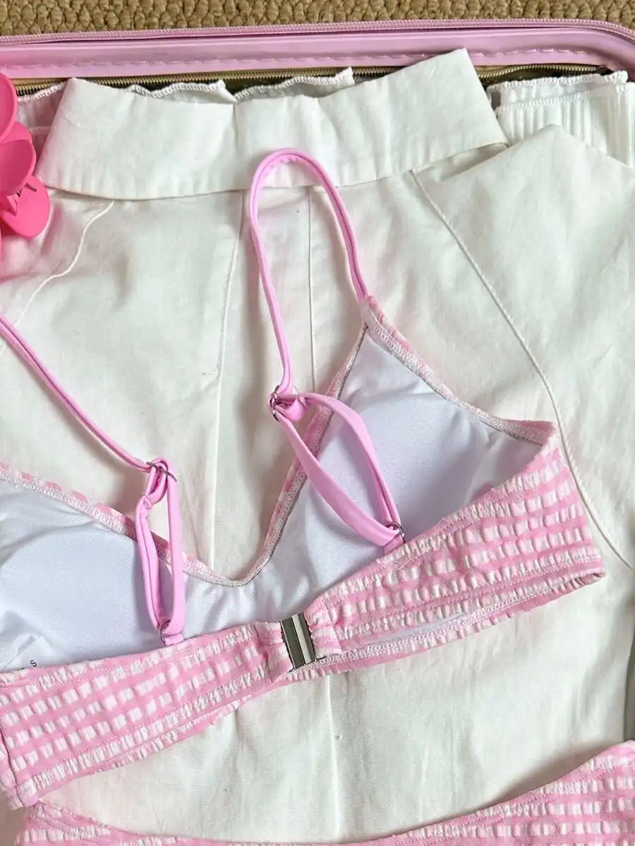 

Womens Pink Plaid Minimalist Round Neck Bikini Set For Summer Beach Vacation
