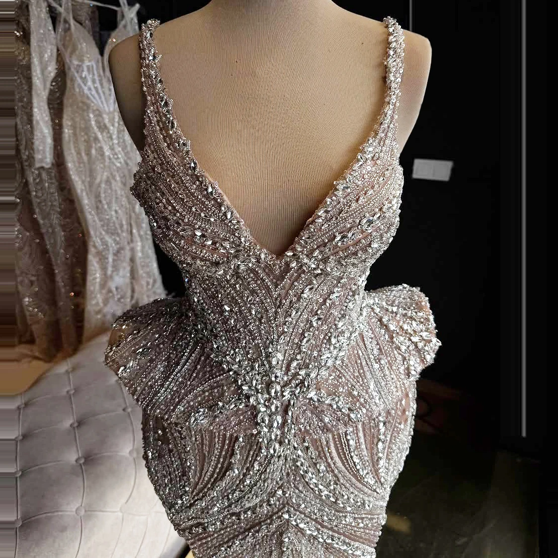 Suspender Rhinestone Evening Gown With Faux Two-Piece Small Pearls Champagne Tulle Fishtail Skirt Luxurious Banquet Dress