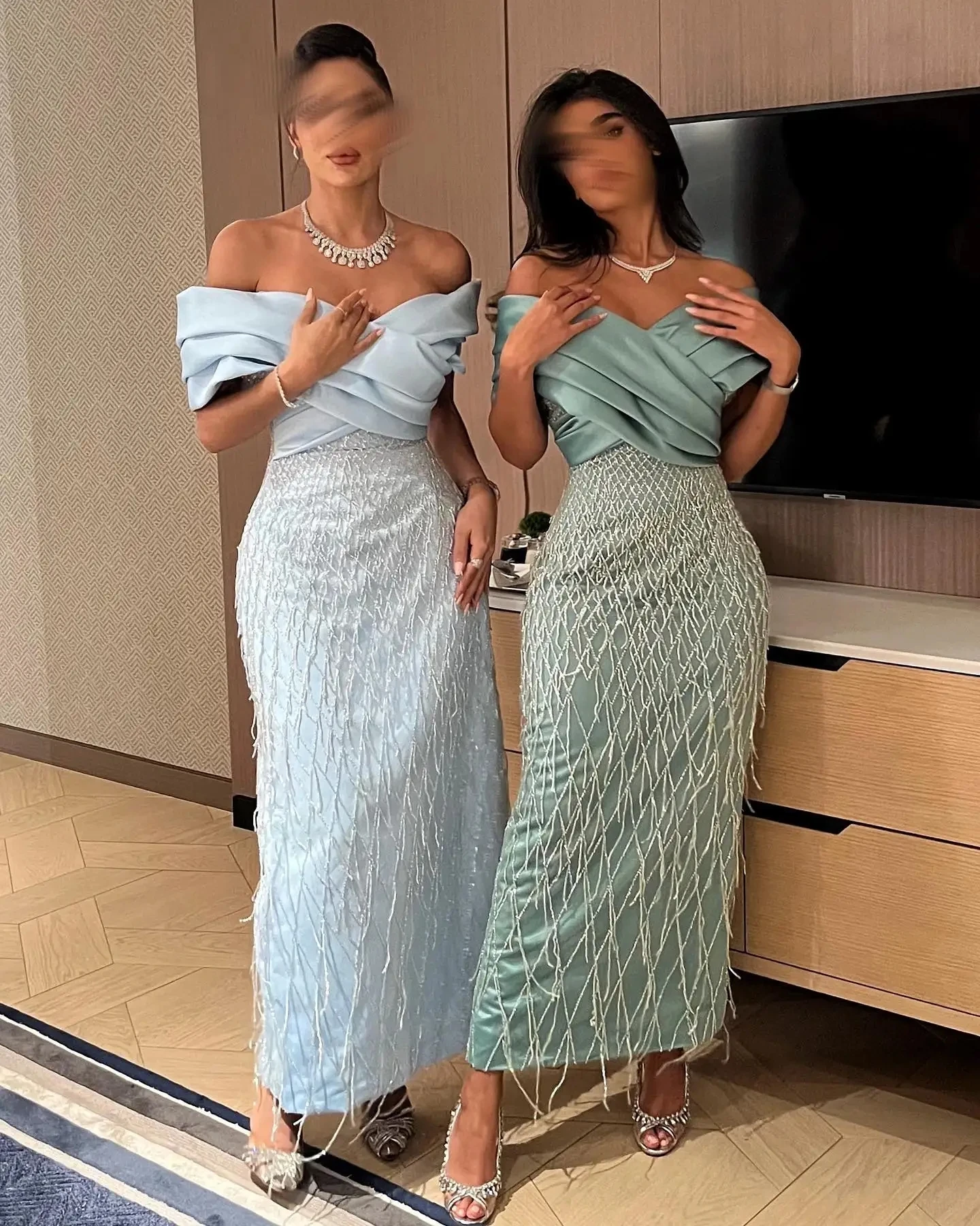 Elegant Off Shoulder Dubai Evening Dresses For Women Exquisite Glitter Wedding Luxury Tassel Arabic Formal Party Gown customized