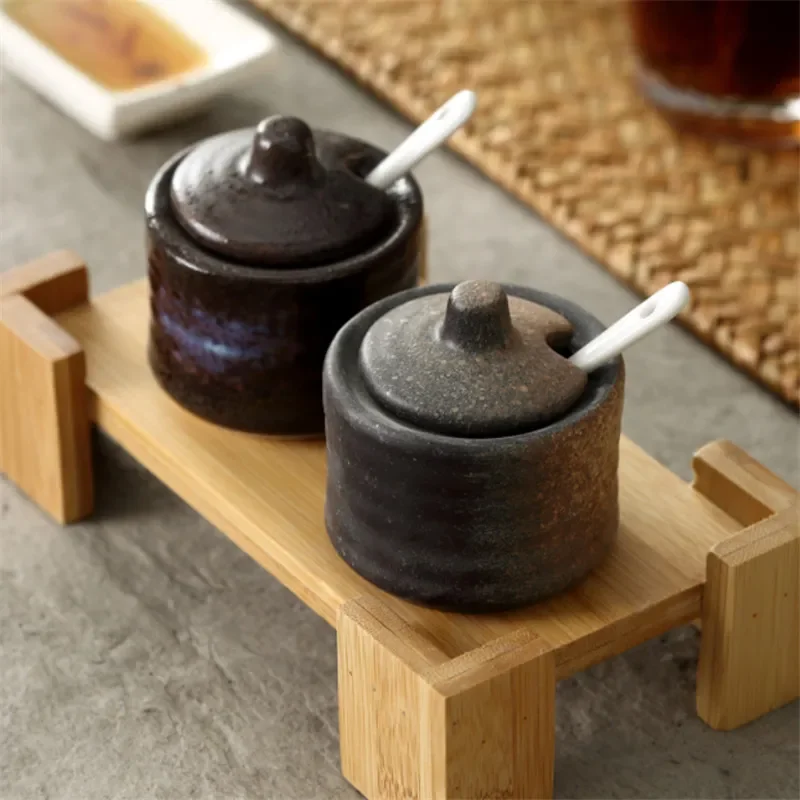 Japanese Ceramic Seasoning Bottle Spice Jar with Lid Spoon Condiment Container Creative Salt and Pepper Shakers Kitchen Utensils