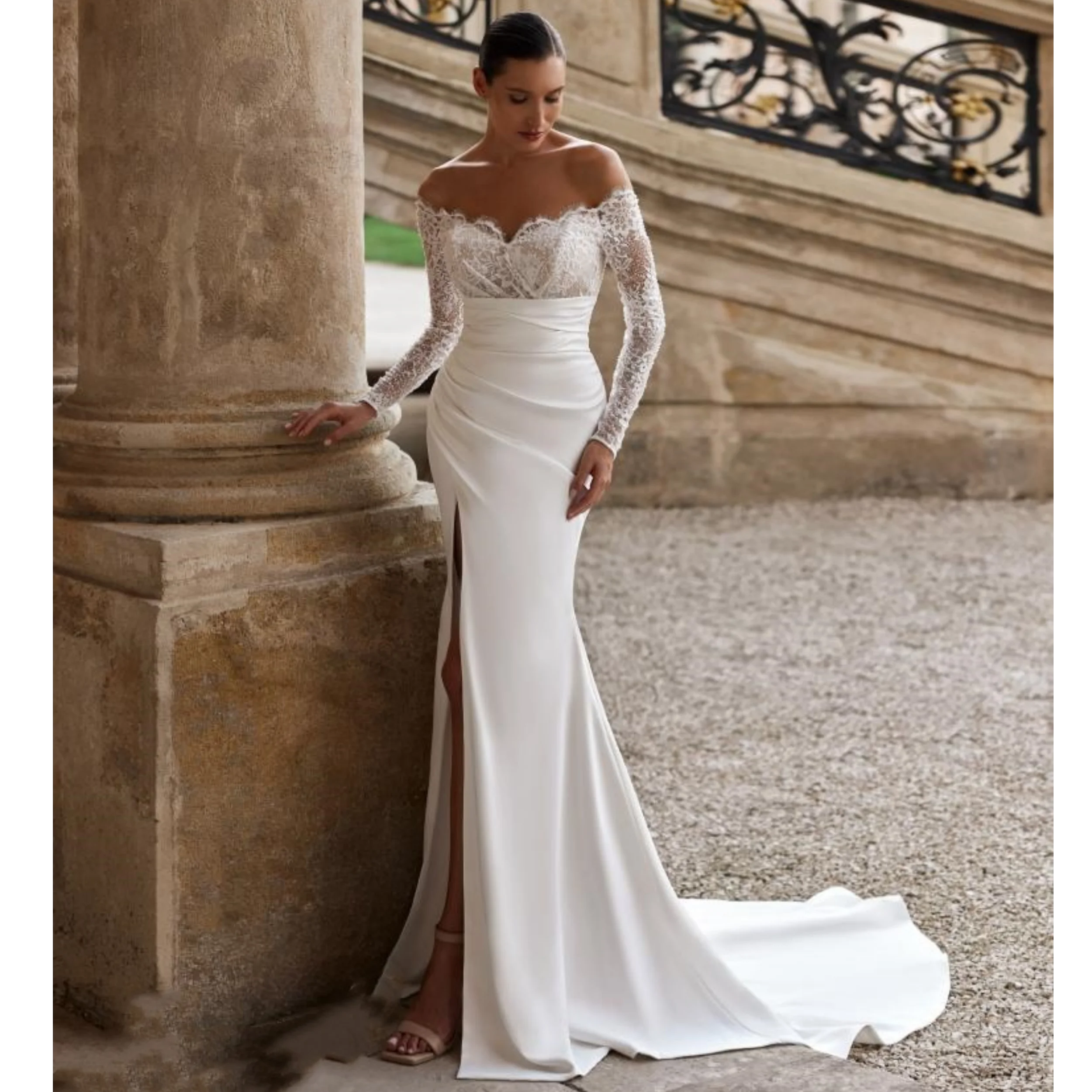 Elegante abito da sposa a sirena per donna con spalle scoperte e maniche lunghe in pizzo, abito da sposa personalizzato con spacco alto, abiti da sposa