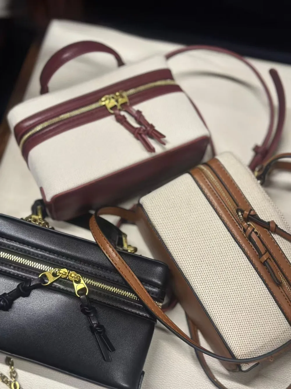 حقيبة نسائية عصرية، حقيبة مربعة صغيرة، محفظة، حقيبة يد، حقيبة كروس، حقيبة كتف