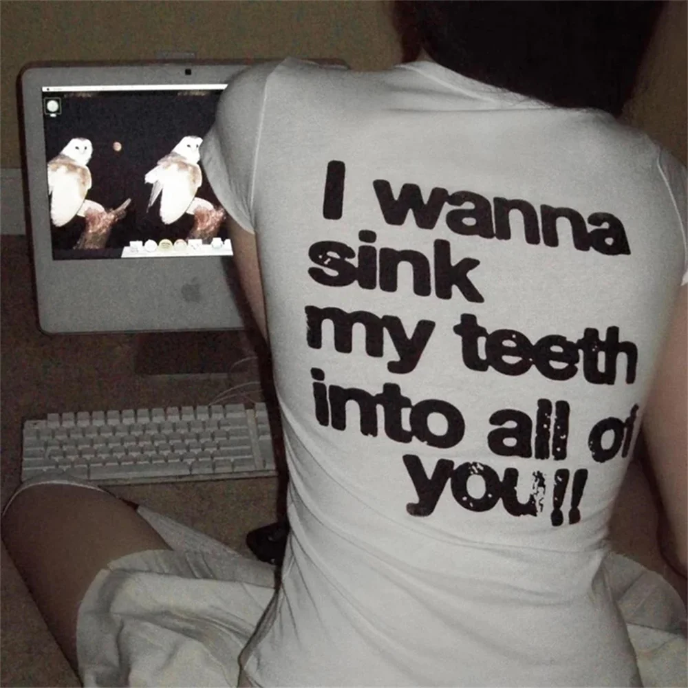 Y2k 2000s Tops Clothes Emo Gothic tshirt women elegancki nadrukowany design nowoczesny styl tshirt damski komiks odzież