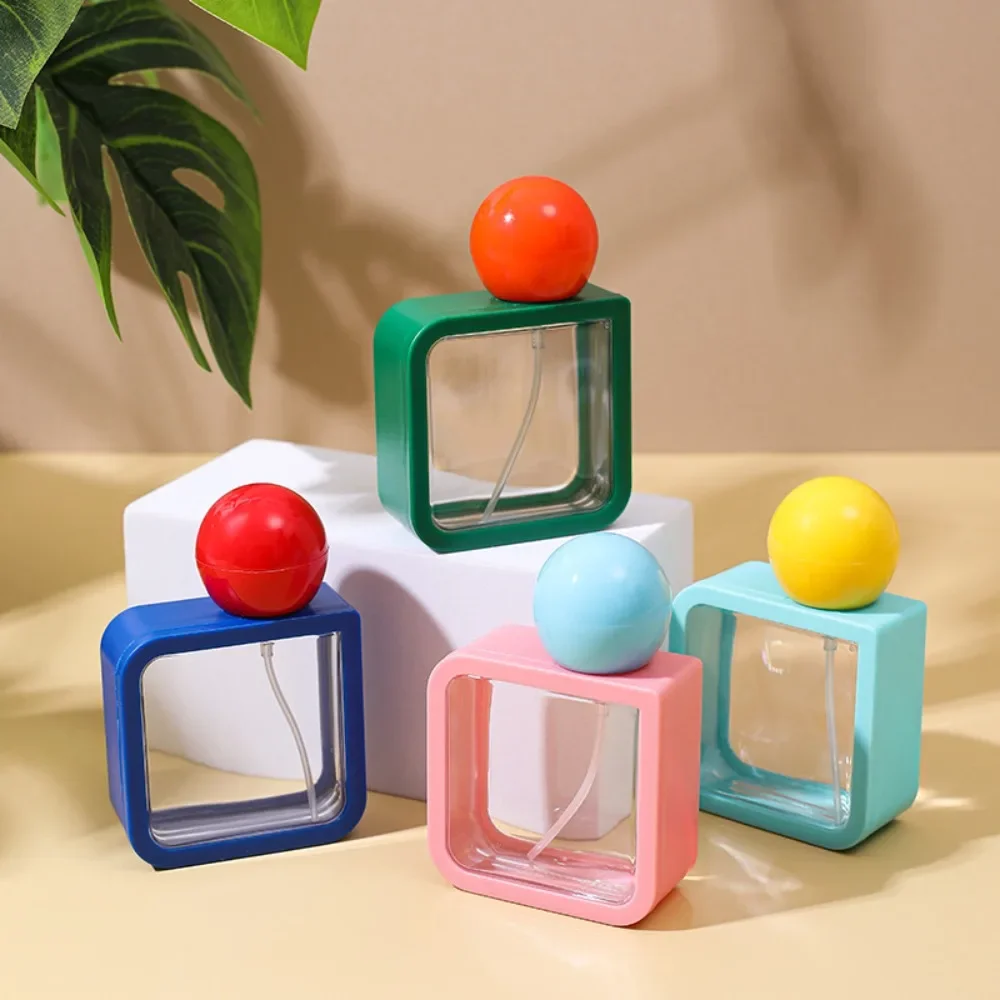 

40ml New Portable Spray Bottle DIY Transparent Liquid Sprayer Simple Practical Perfume Bottle Shampoo Dispenser