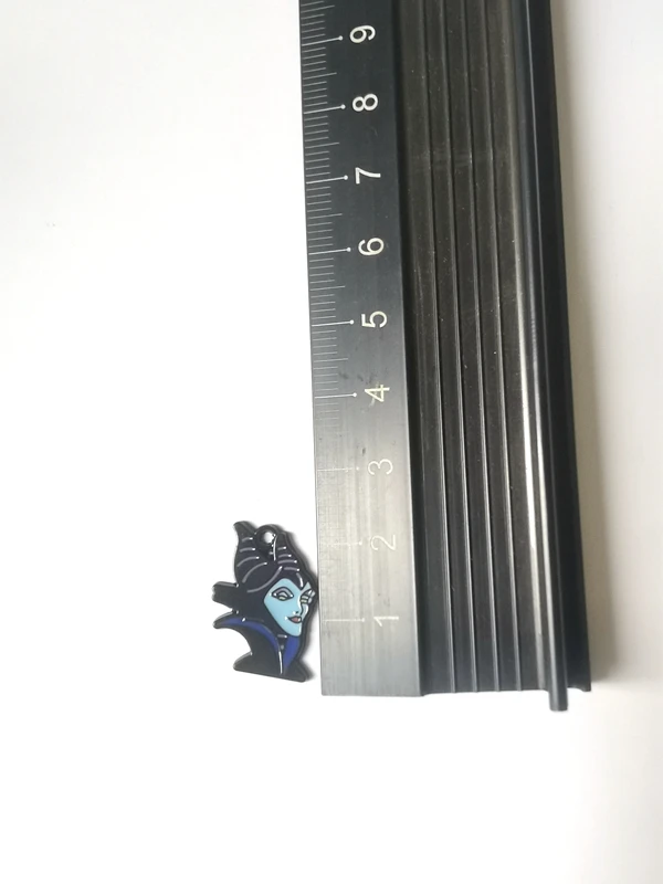 10ชิ้นจี้สร้อยคอฮาโลวีนดิสนีย์เสน่ห์เครื่องประดับทำต่างหูจี้สร้อยคอสร้อยข้อมือเครื่องประดับ DIY