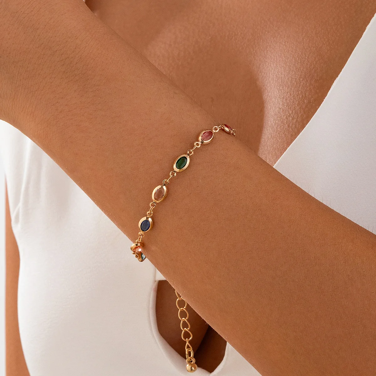 

Boho Colored Crystal Bracelet 2024 Women's Simple Creative Gold Color Metal Handmade Weaving Girls' Fashion Birthday Jewelry