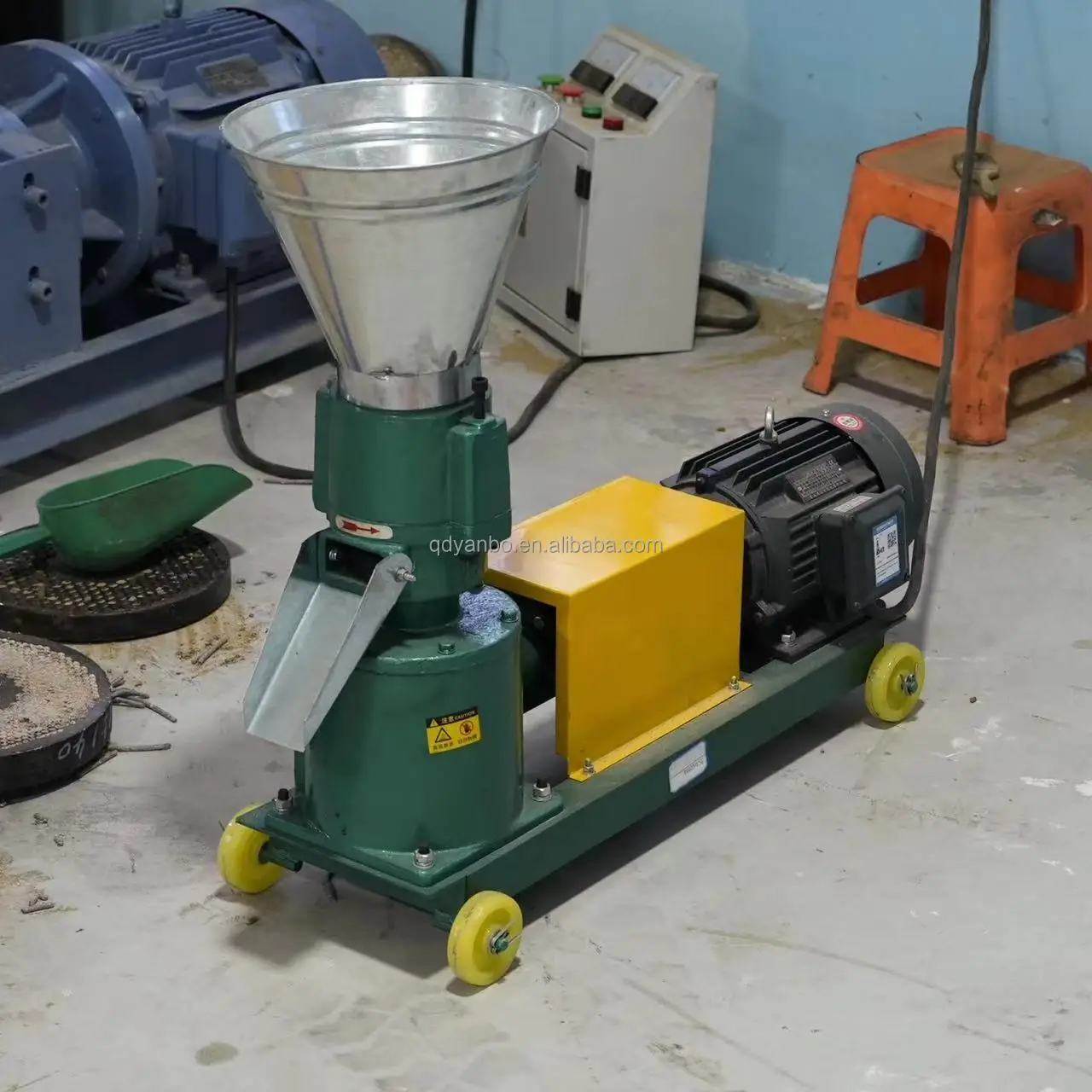 Farms Use Small Manual Pelletized Poultry Livestock Animal Feed Pellet Machine Mill for Poultry Livestock Granulator