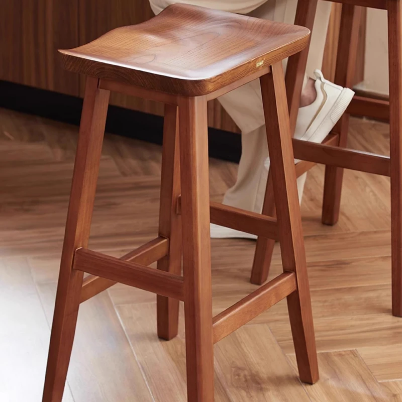 Solid Wood Retro Bar Stool Home Dining Bar Coffee Shop Bar Chair Foldable High Stool American Minimalist Luxury Home Furniture